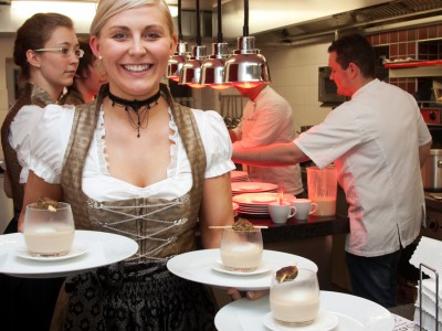 Eröffnungsmenü 16-04-2011 (19 von 25).jpg