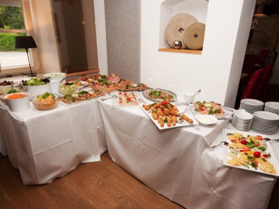 Österreichisches Buffet 06-08-2011 (27 von 38).jpg