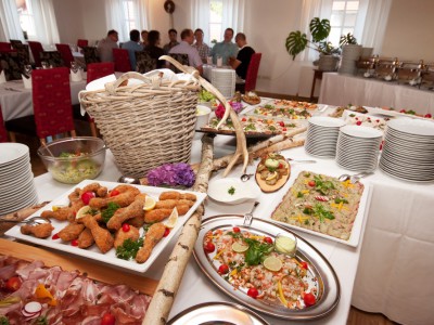 Österreichisches Buffet 06-08-2011 (6 von 38).jpg